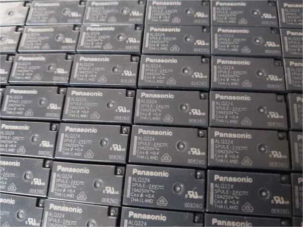 ALQ324 10A 24VDC SPST-NO (1 Form A) Röle
