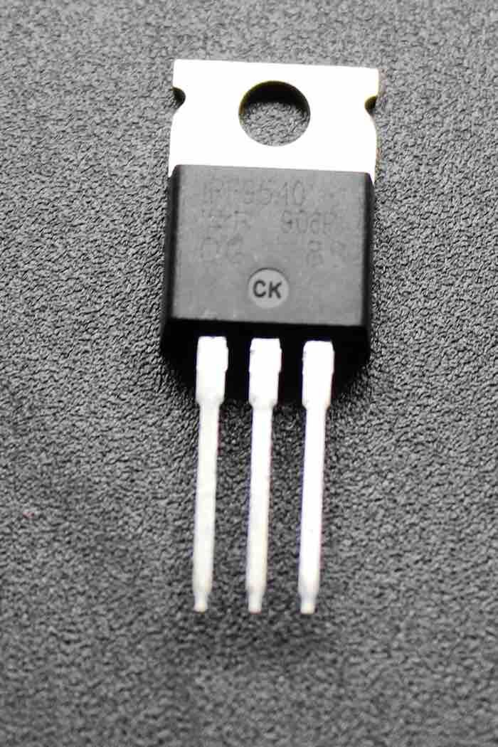 IRF9540 P KANAL 23A 100V