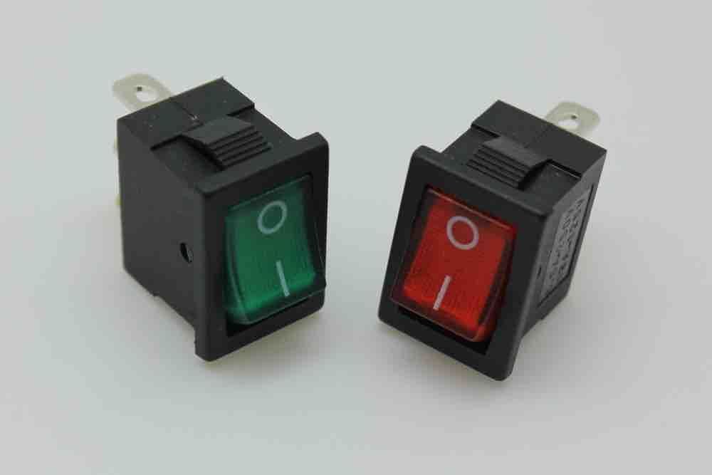 Küçük Işıklı Anahtar 3P 220V