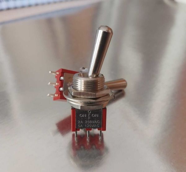 Toogle Switch ON-OFF Ø 12mm