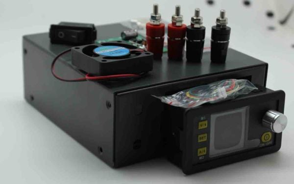 DPS-3003 Kutulu 0.32V 5A Programlanabilir Power Supply Modül