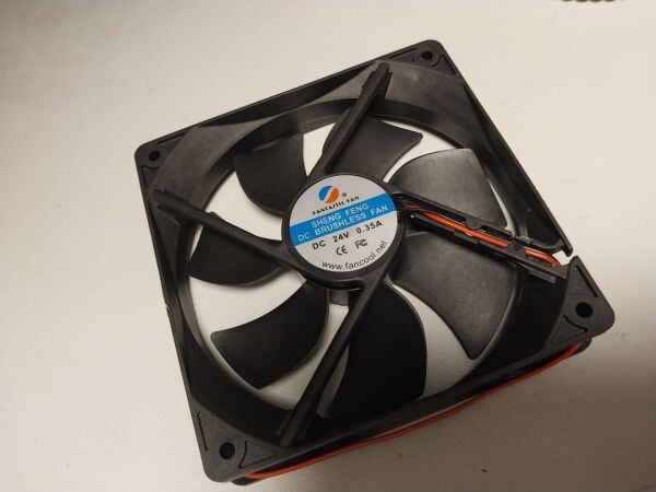 120x120x25mm Dc 12v 0.23a