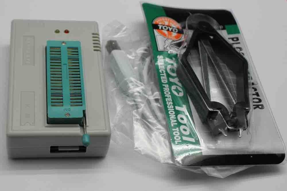 TL866II  Universal Programlayıcı 9 Çevirici Adaptör