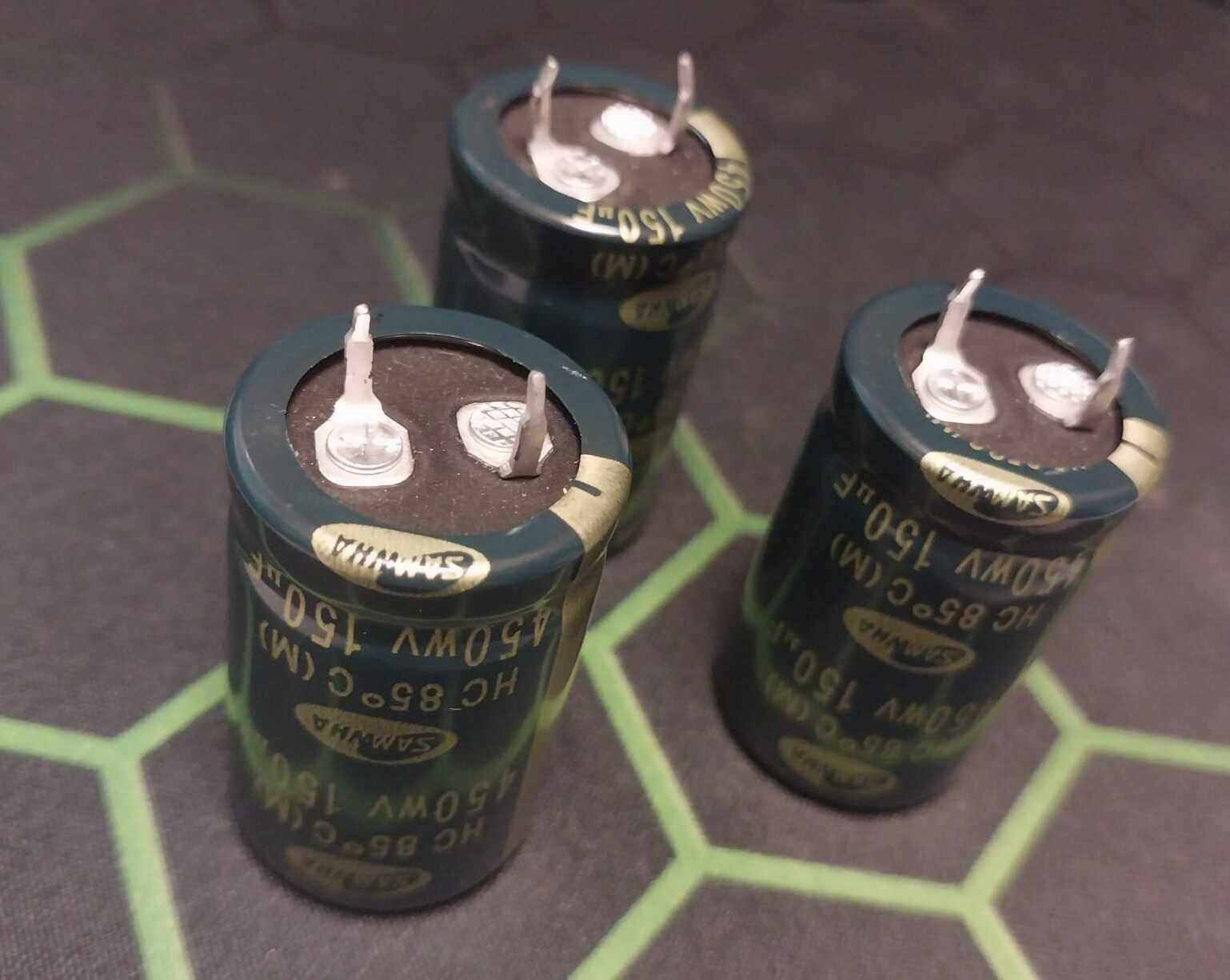 150uf 450V Kondansatör 22x35mm